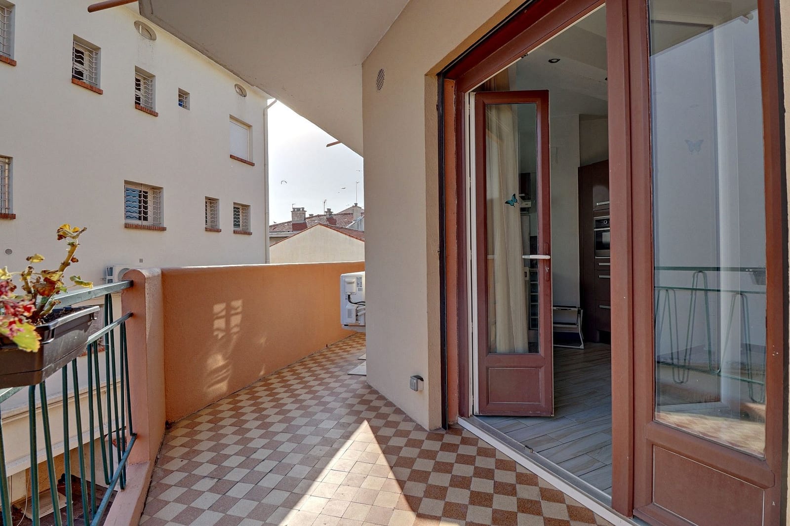 Appartement 1 pièces 21 m² – terrasse