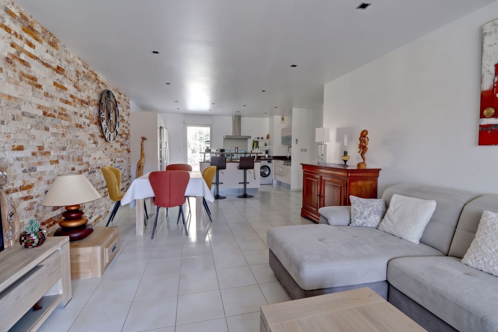 Appartement 4 pièces 94 m² – au calme